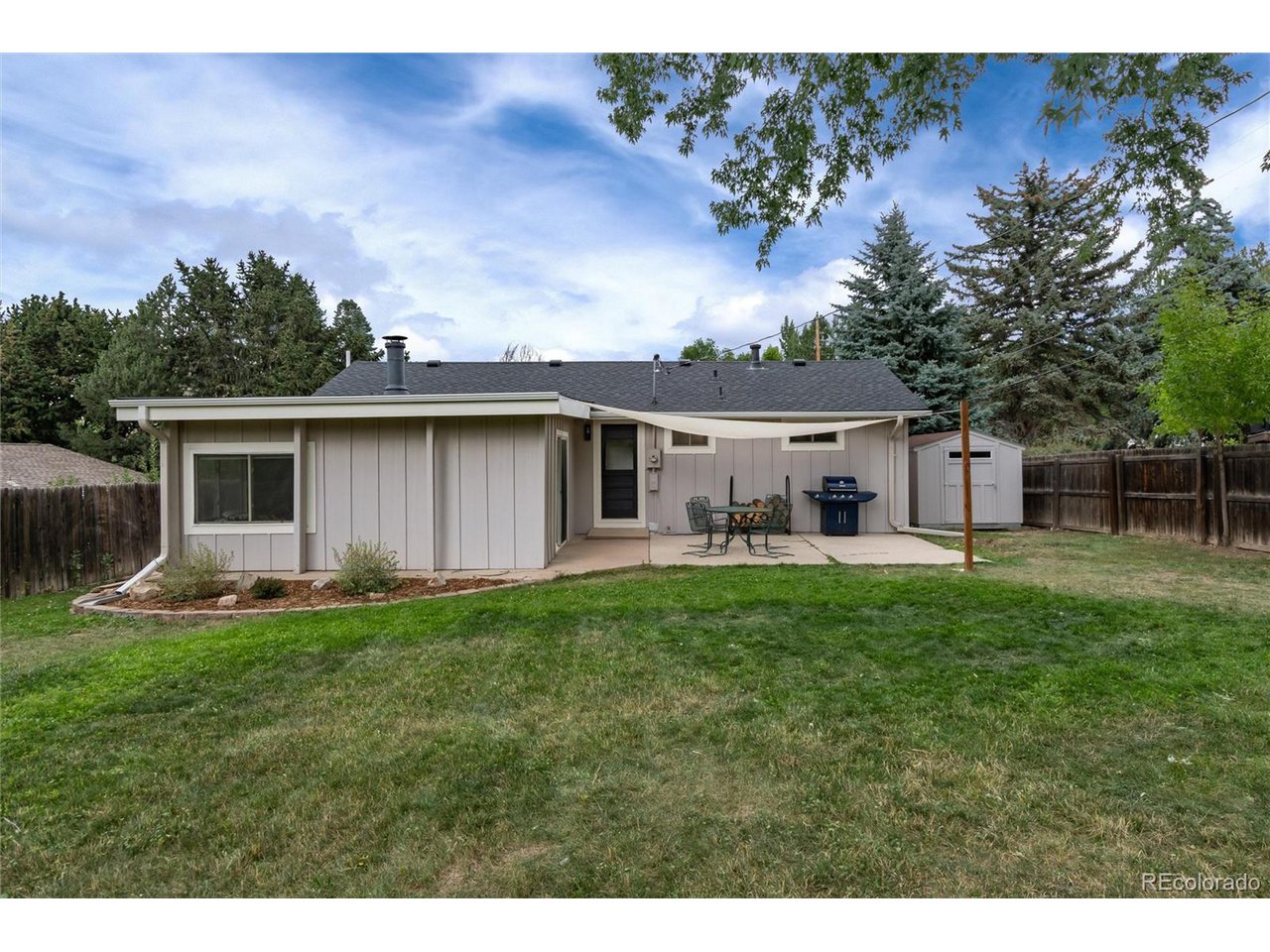 462 Vista Dr