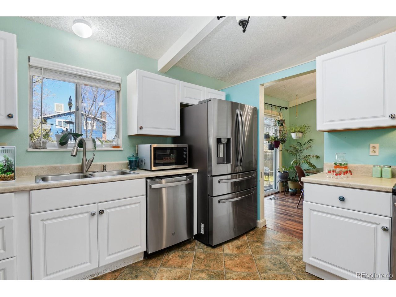 1140 Valkenburg Dr