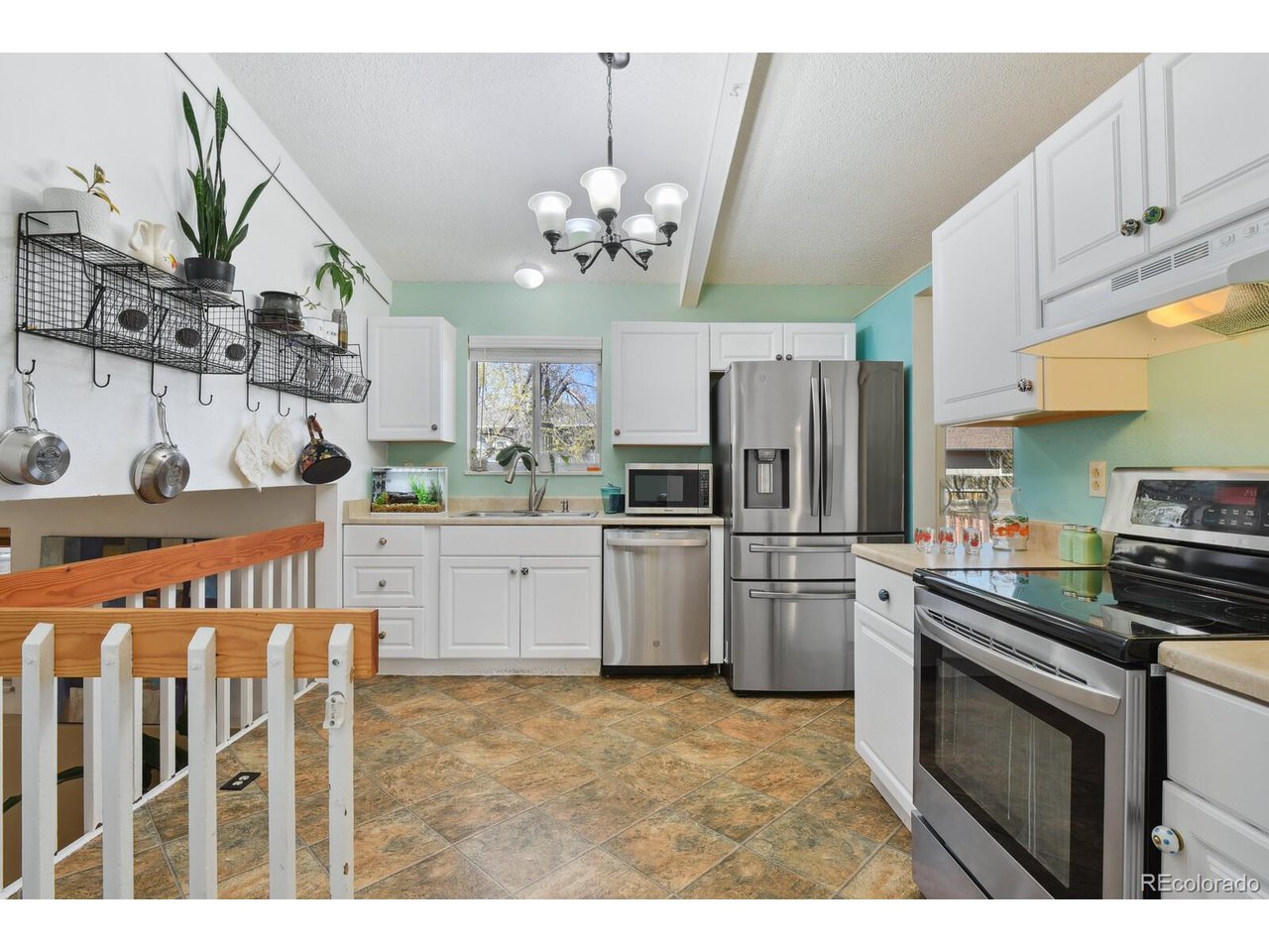 1140 Valkenburg Dr