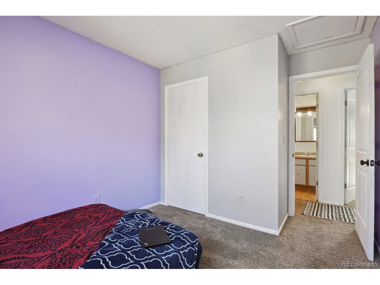 1140 Valkenburg Dr