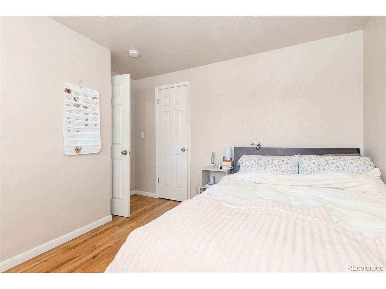 3824 N Clay St 3824, 3826, 3828