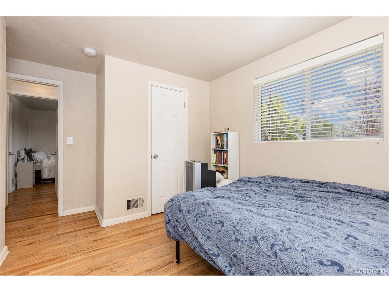 3824 N Clay St 3824, 3826, 3828