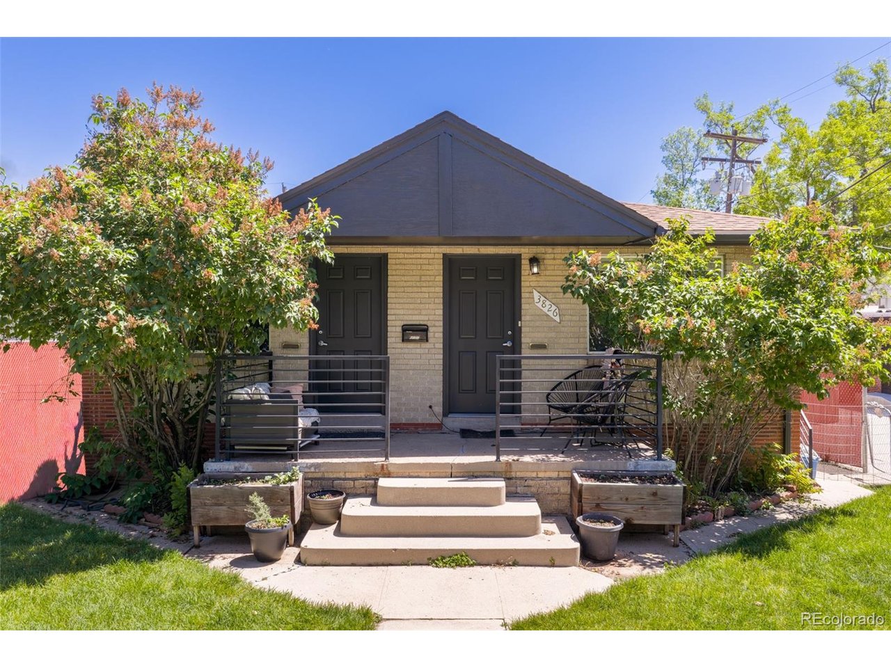 3824 N Clay St 3824, 3826, 3828