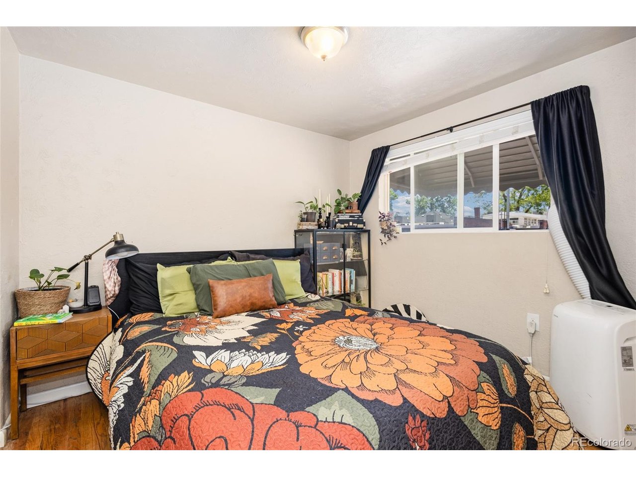 3824 N Clay St 3824, 3826, 3828