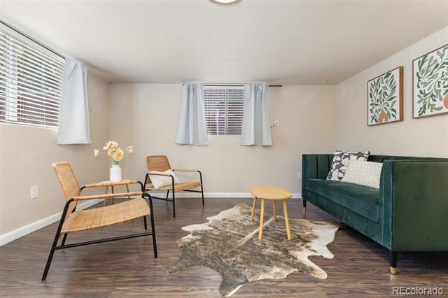3824 N Clay Street Unit: 3824, 3826, 3828