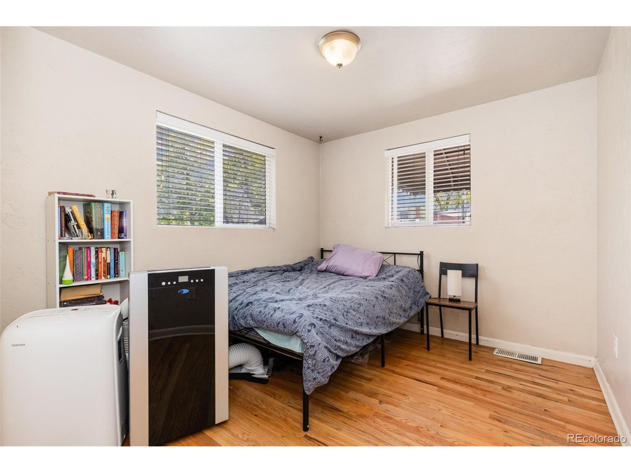 3824 N Clay St 3824, 3826, 3828