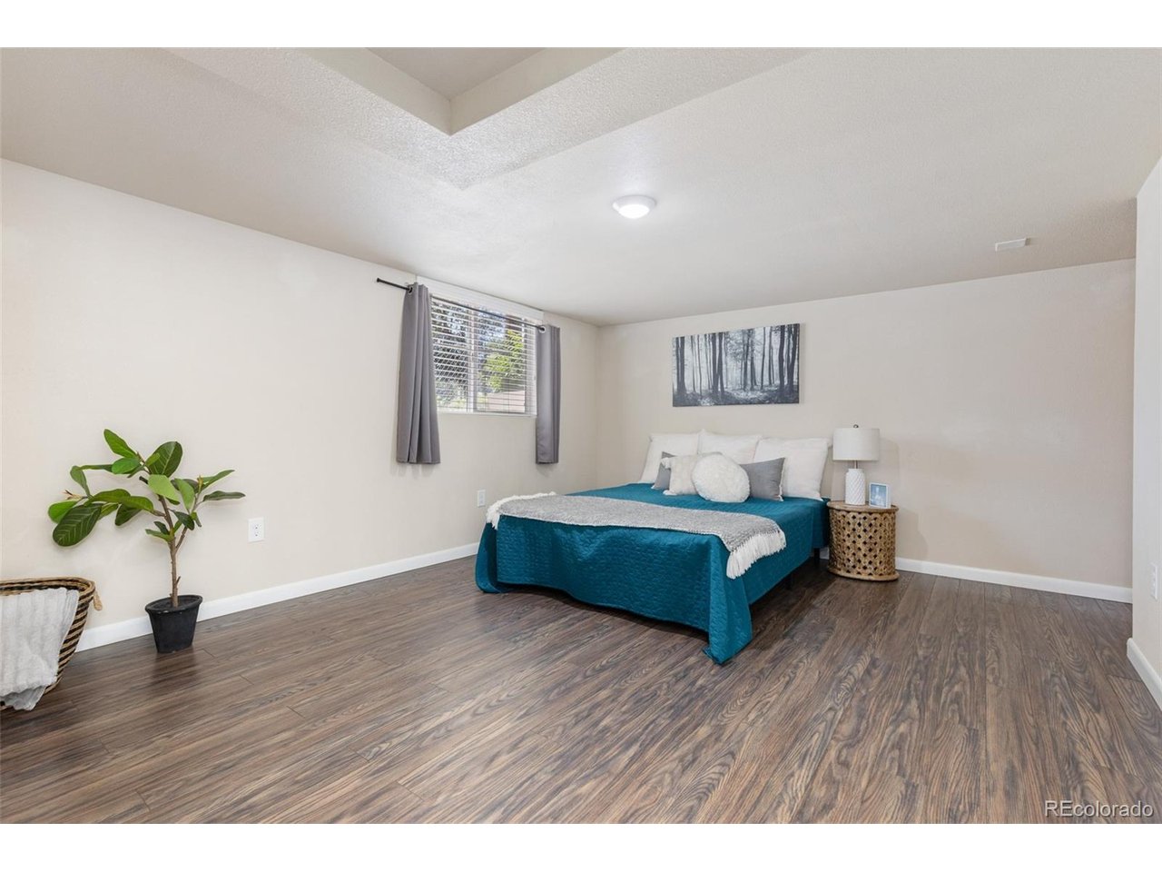 3824 N Clay St 3824, 3826, 3828