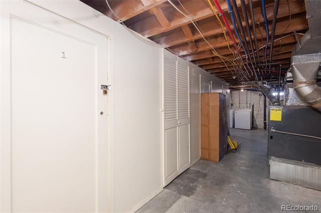 3824 N Clay Street Unit: 3824, 3826, 3828