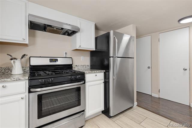 3824 N Clay Street Unit: 3824, 3826, 3828