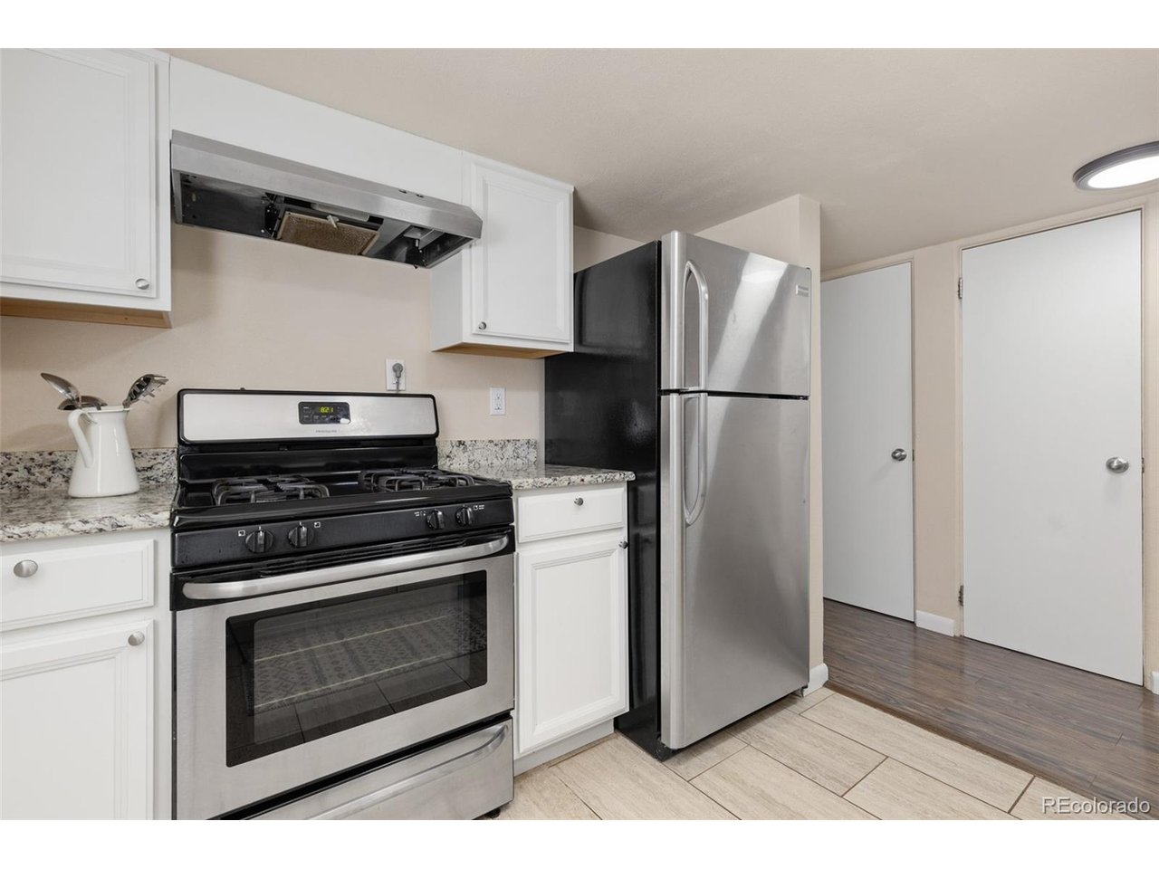 3824 N Clay St 3824, 3826, 3828