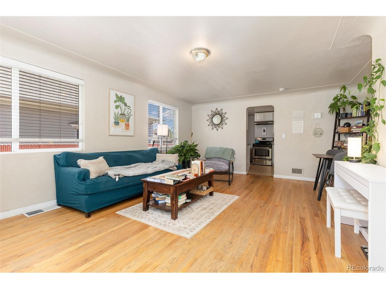 3824 N Clay St 3824, 3826, 3828