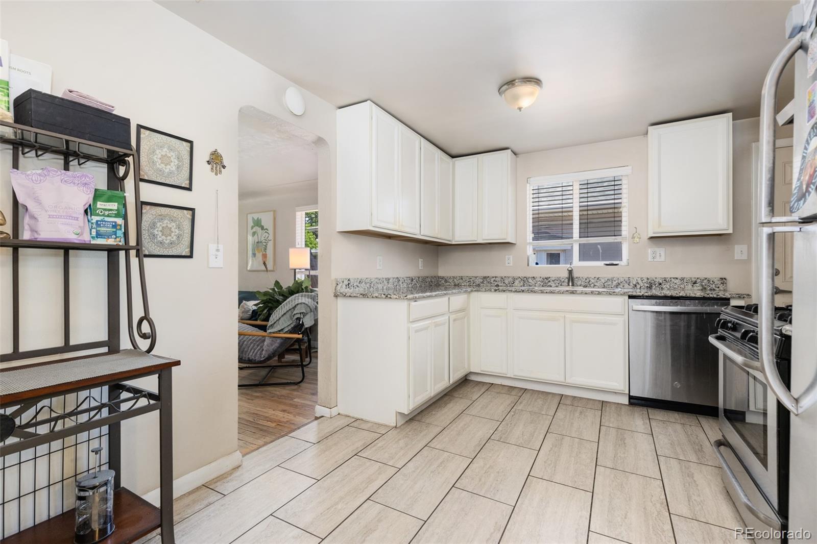 3824 N Clay Street Unit: 3824, 3826, 3828