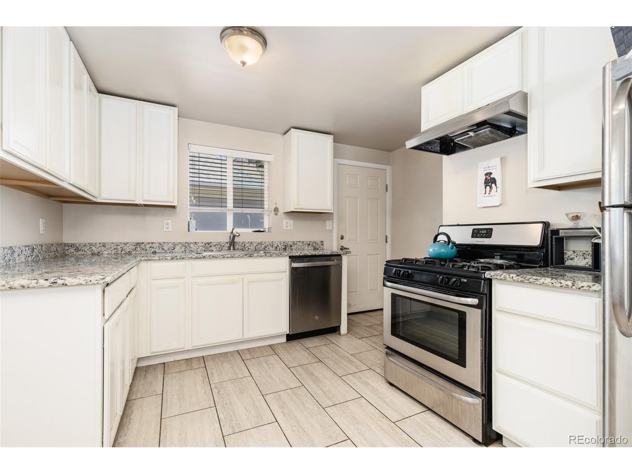3824 N Clay St 3824, 3826, 3828