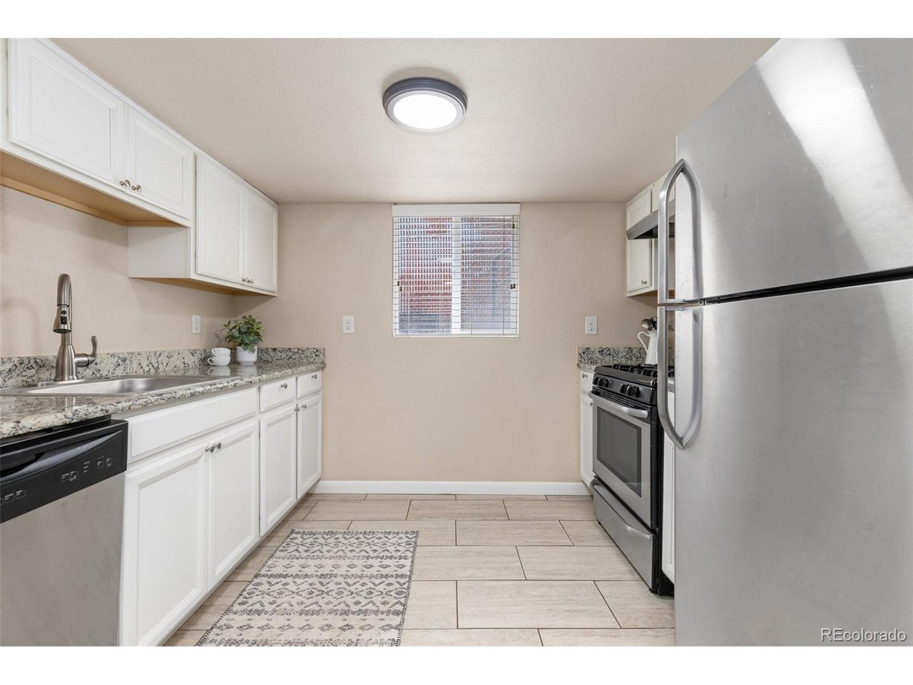 3824 N Clay St 3824, 3826, 3828