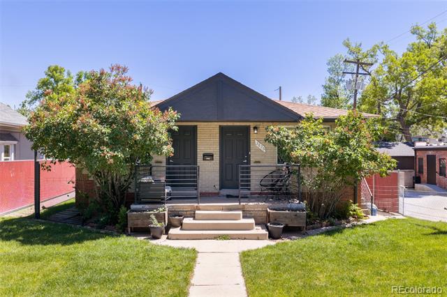 3824 N Clay Street Unit: 3824, 3826, 3828