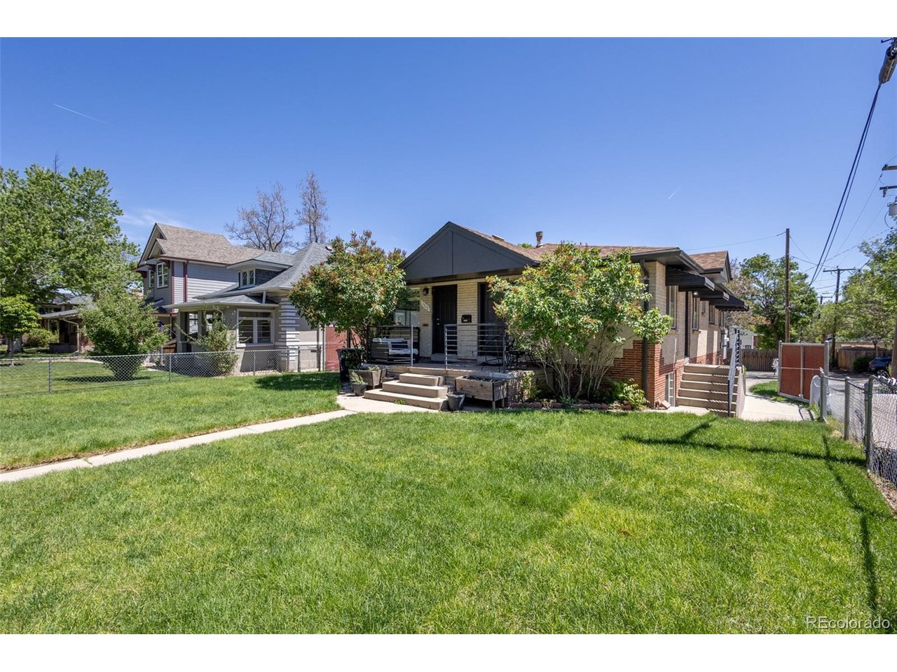 3824 N Clay St 3824, 3826, 3828