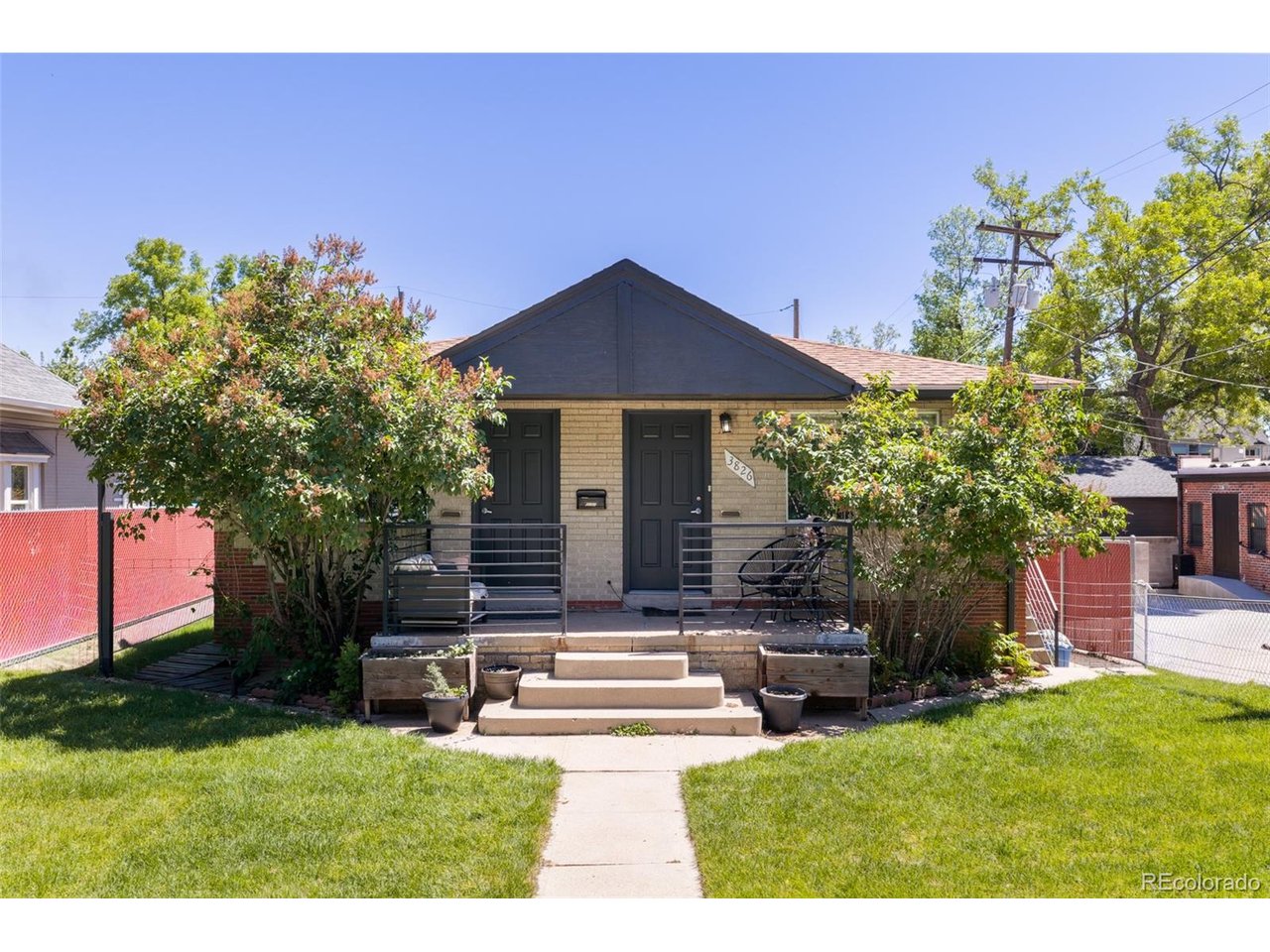 3824 N Clay St 3824, 3826, 3828