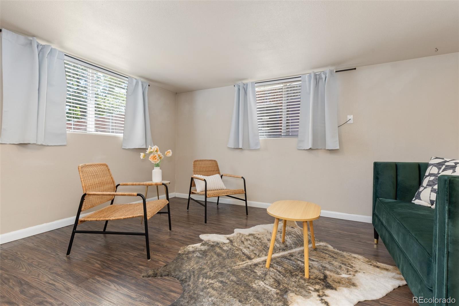 3824 N Clay Street Unit: 3824, 3826, 3828