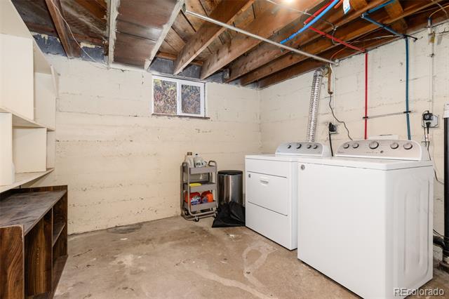 3824 N Clay Street Unit: 3824, 3826, 3828