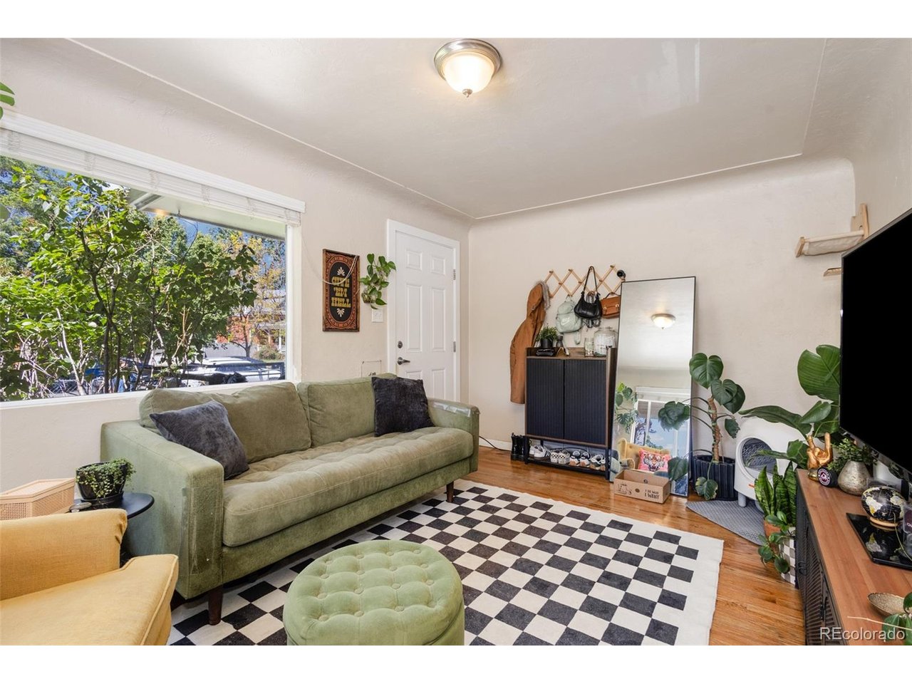 3824 N Clay St 3824, 3826, 3828