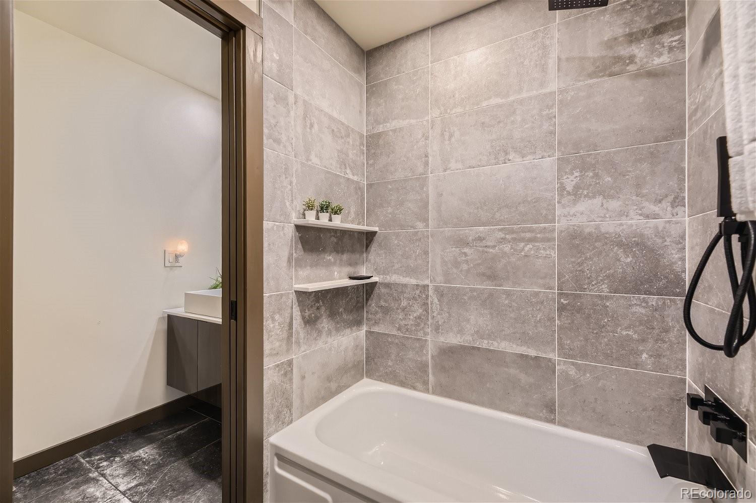2557 S Dover Street Unit: 70