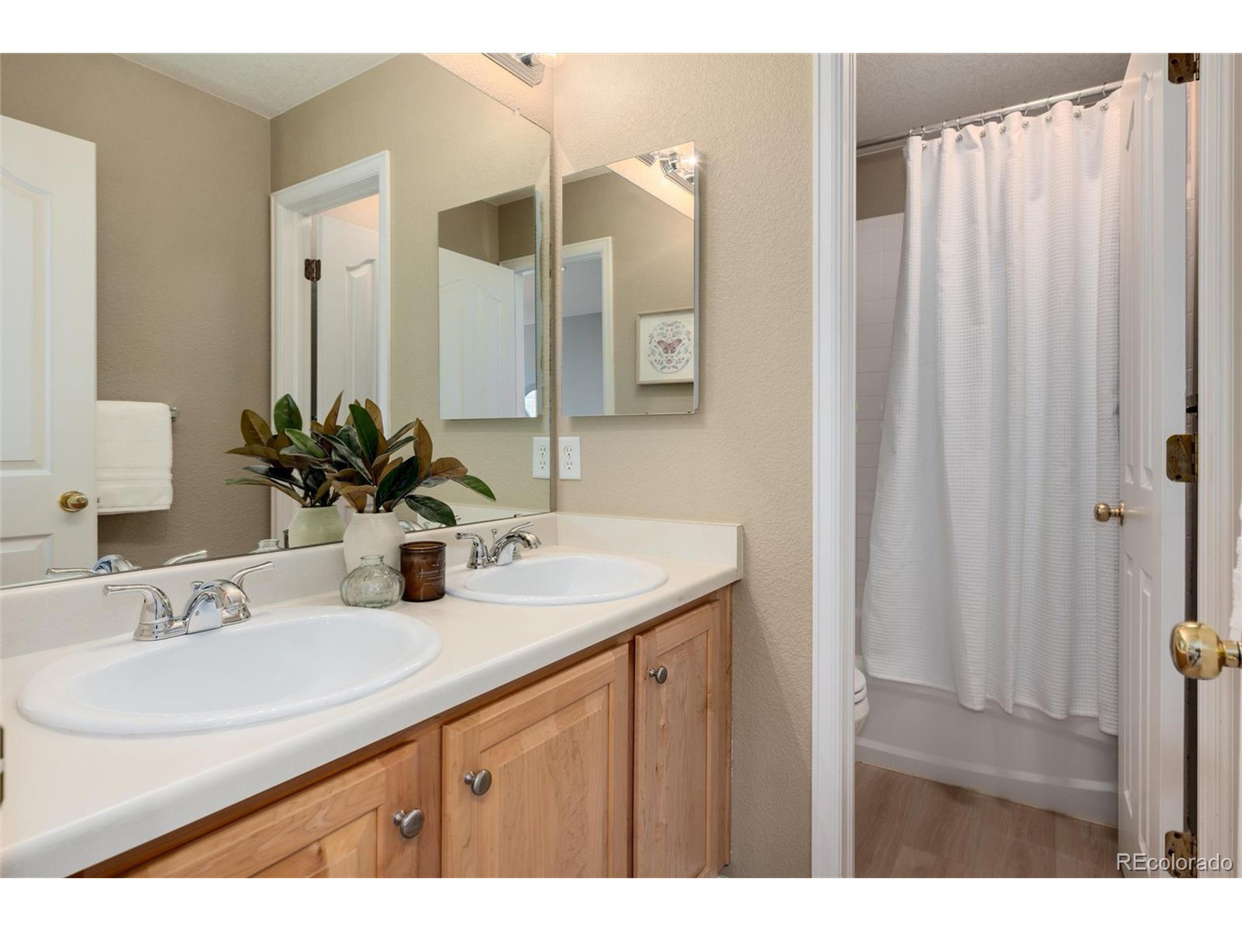 10779 Southhaven Cir