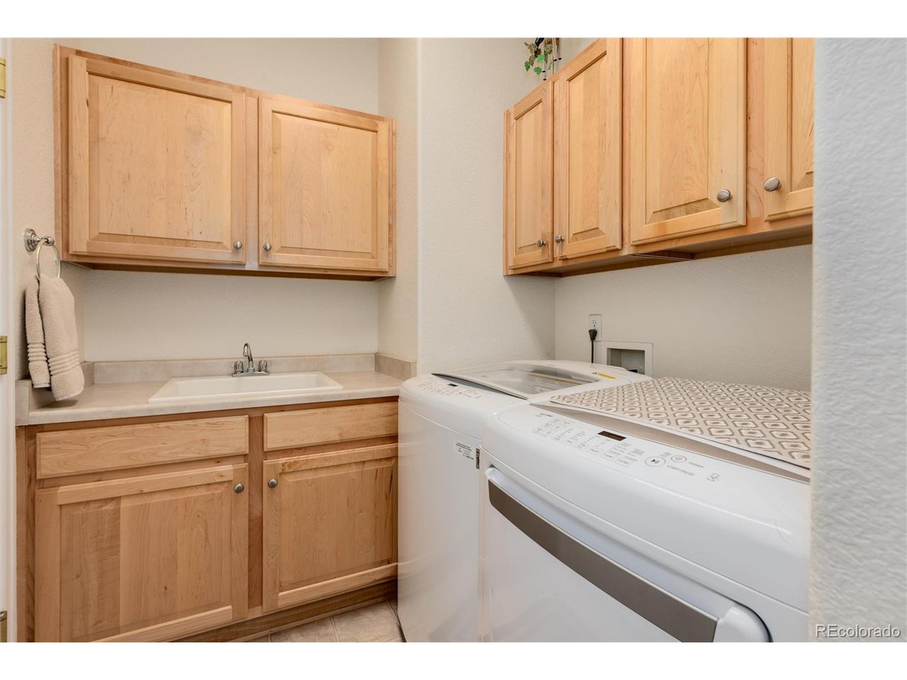 10779 Southhaven Cir