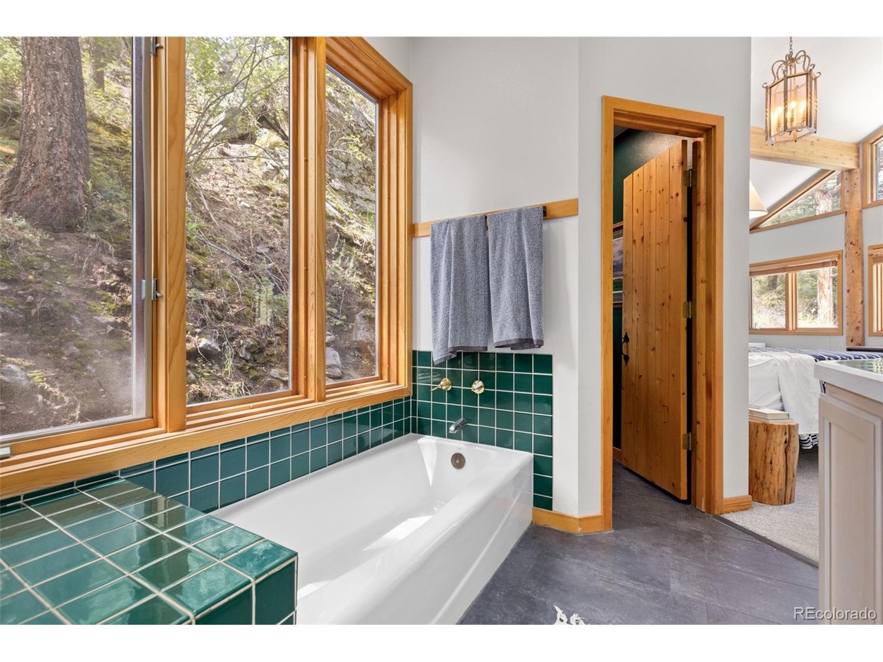 30264 Upper Bear Creek Rd