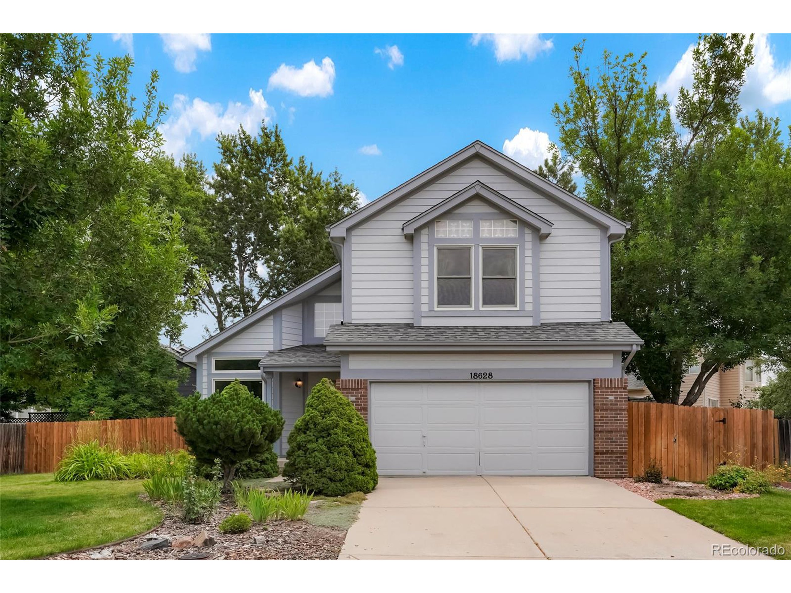 18628 E Grand Cir