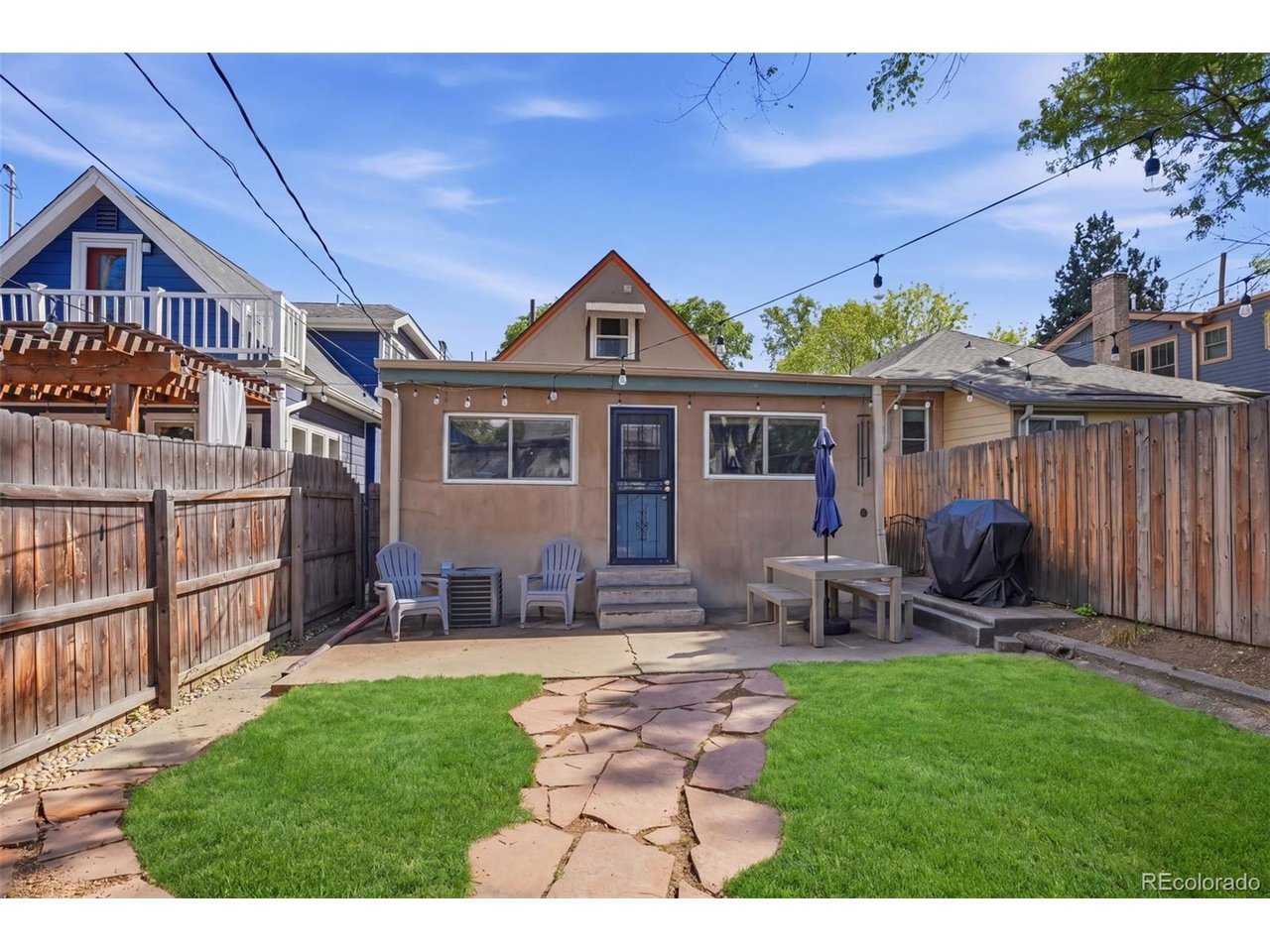 3339 W Moncrieff Pl