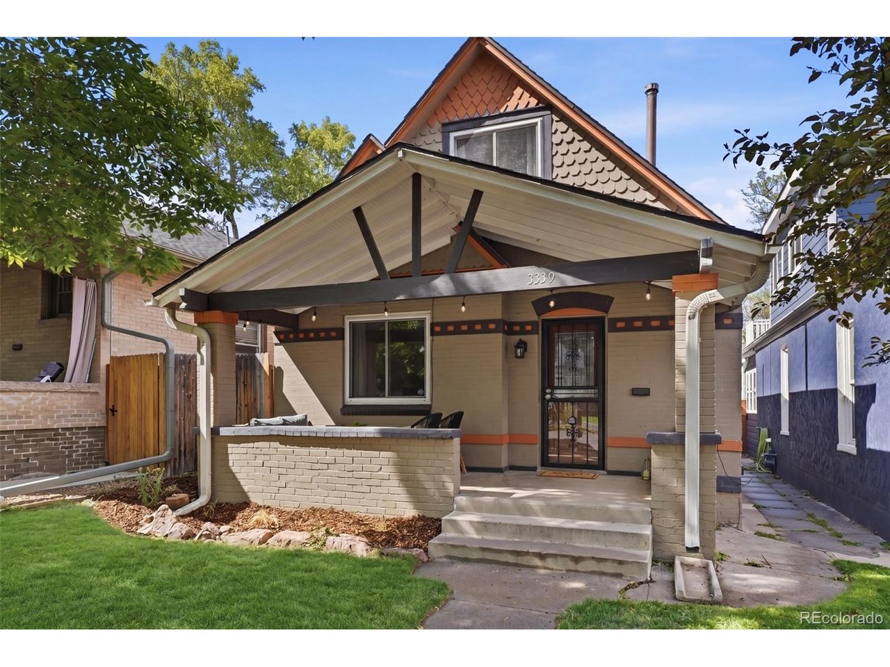 3339 W Moncrieff Pl