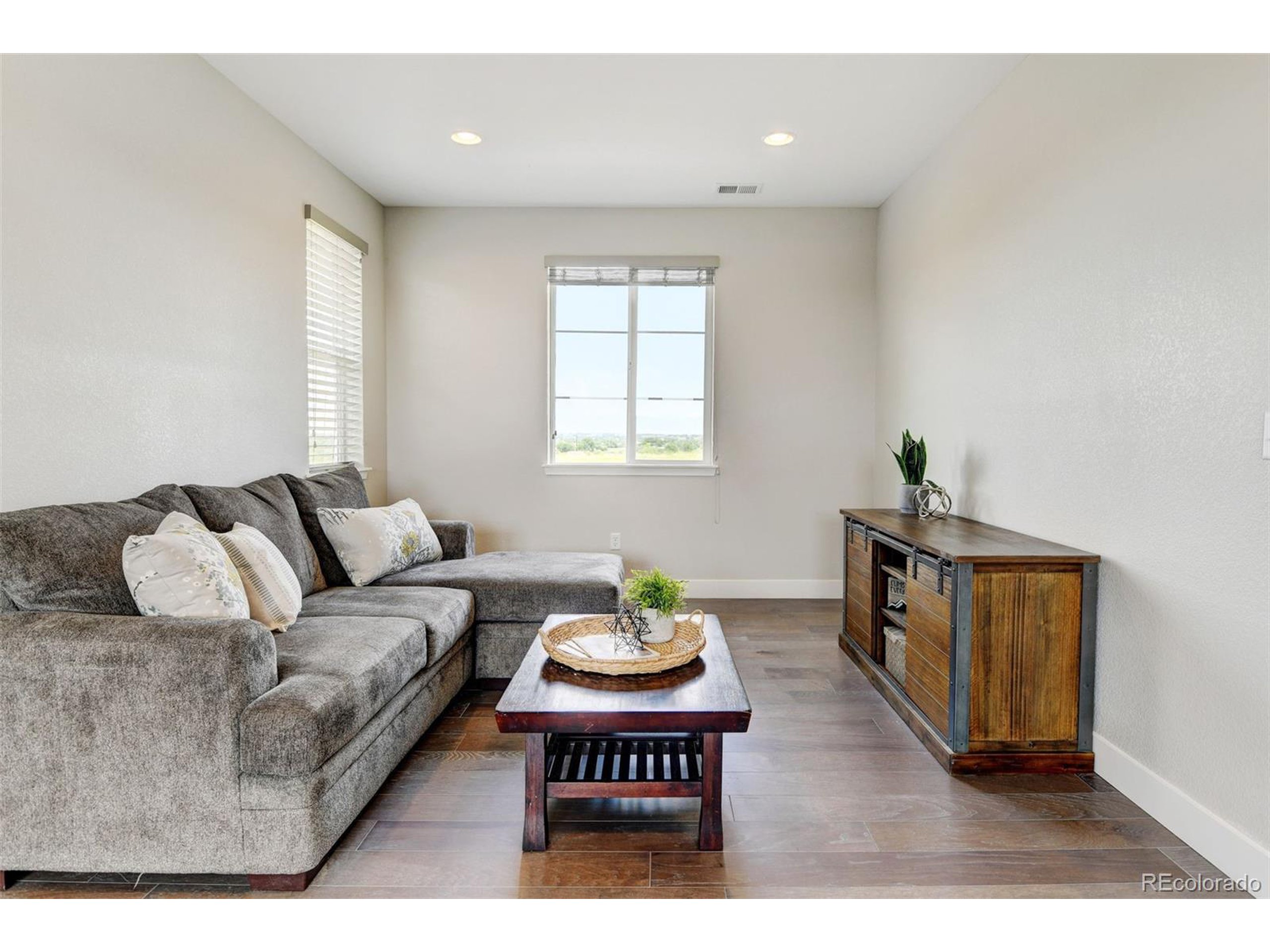 373 Orion Cir