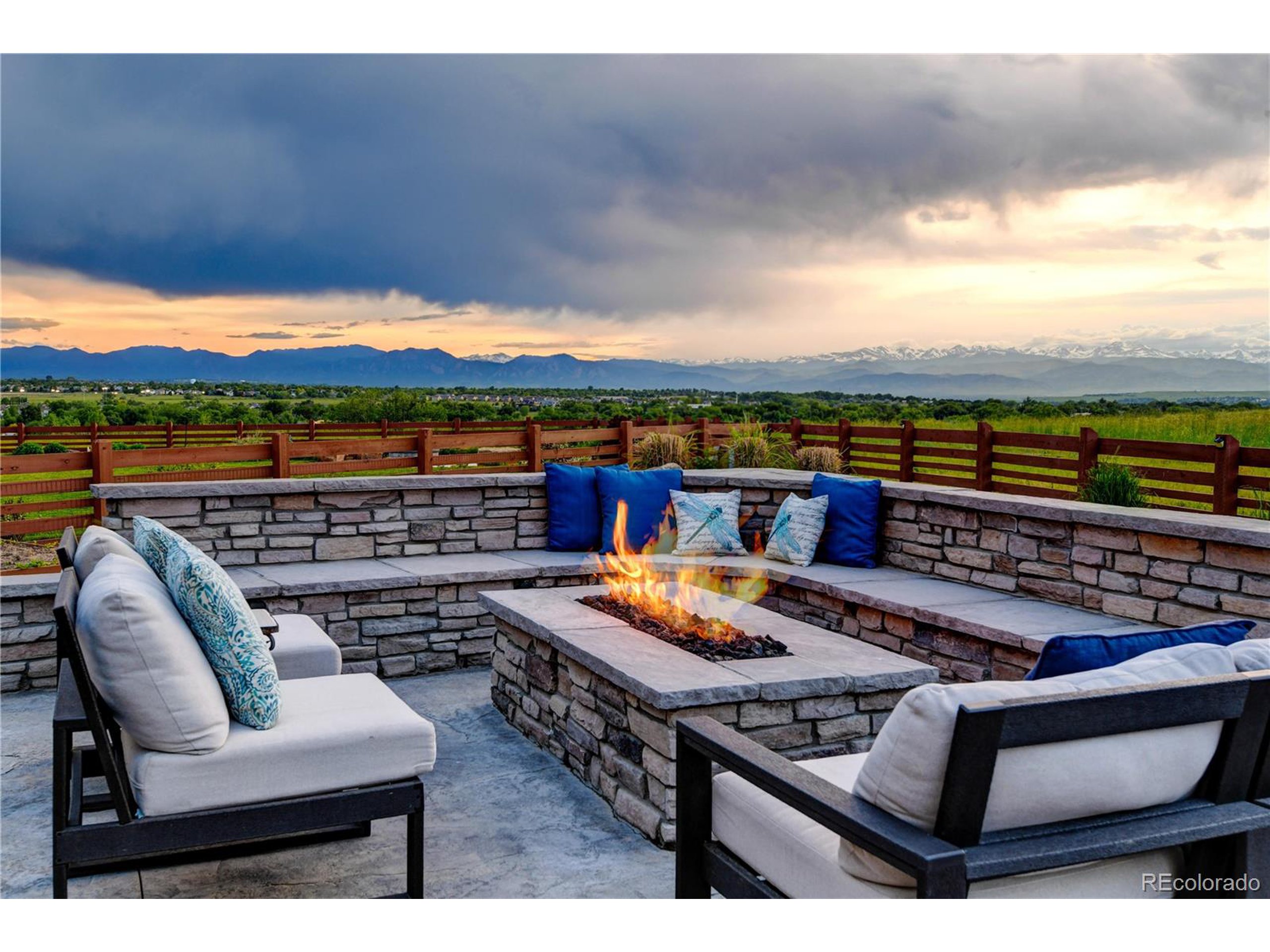 373 Orion Cir