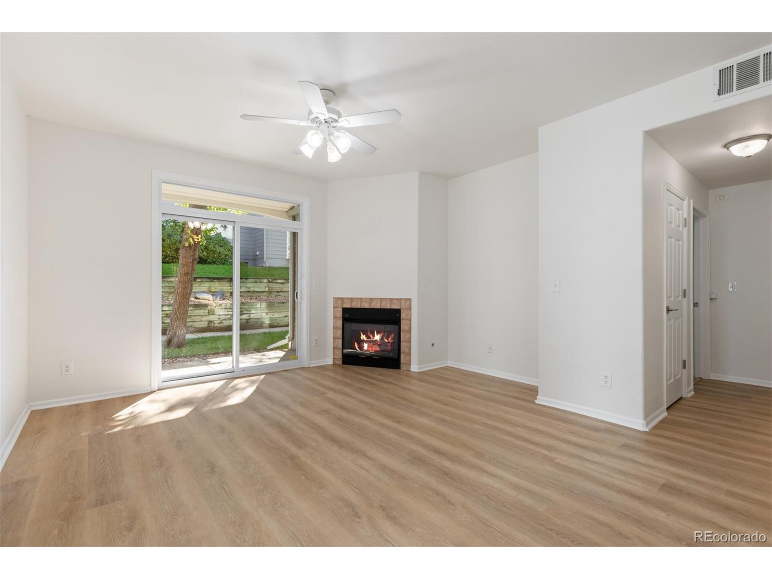 8500 E Jefferson Ave 3C