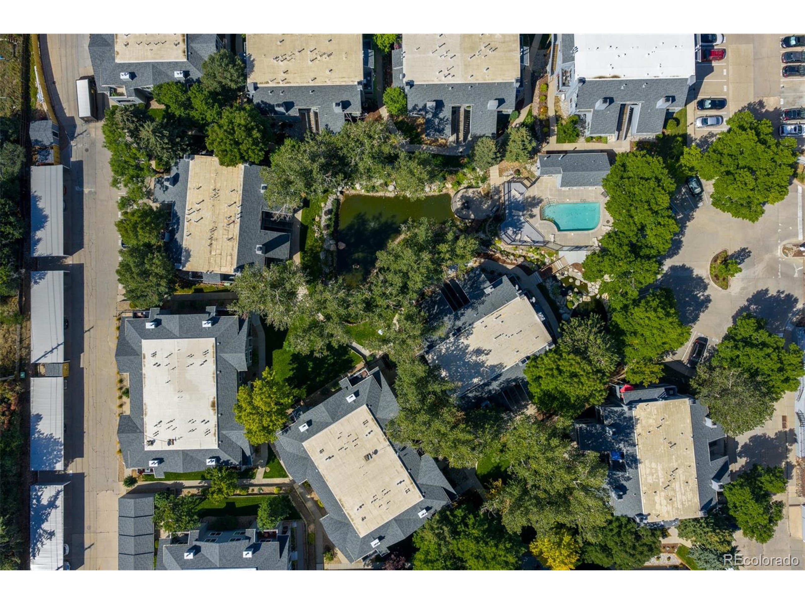 8500 E Jefferson Ave 3C