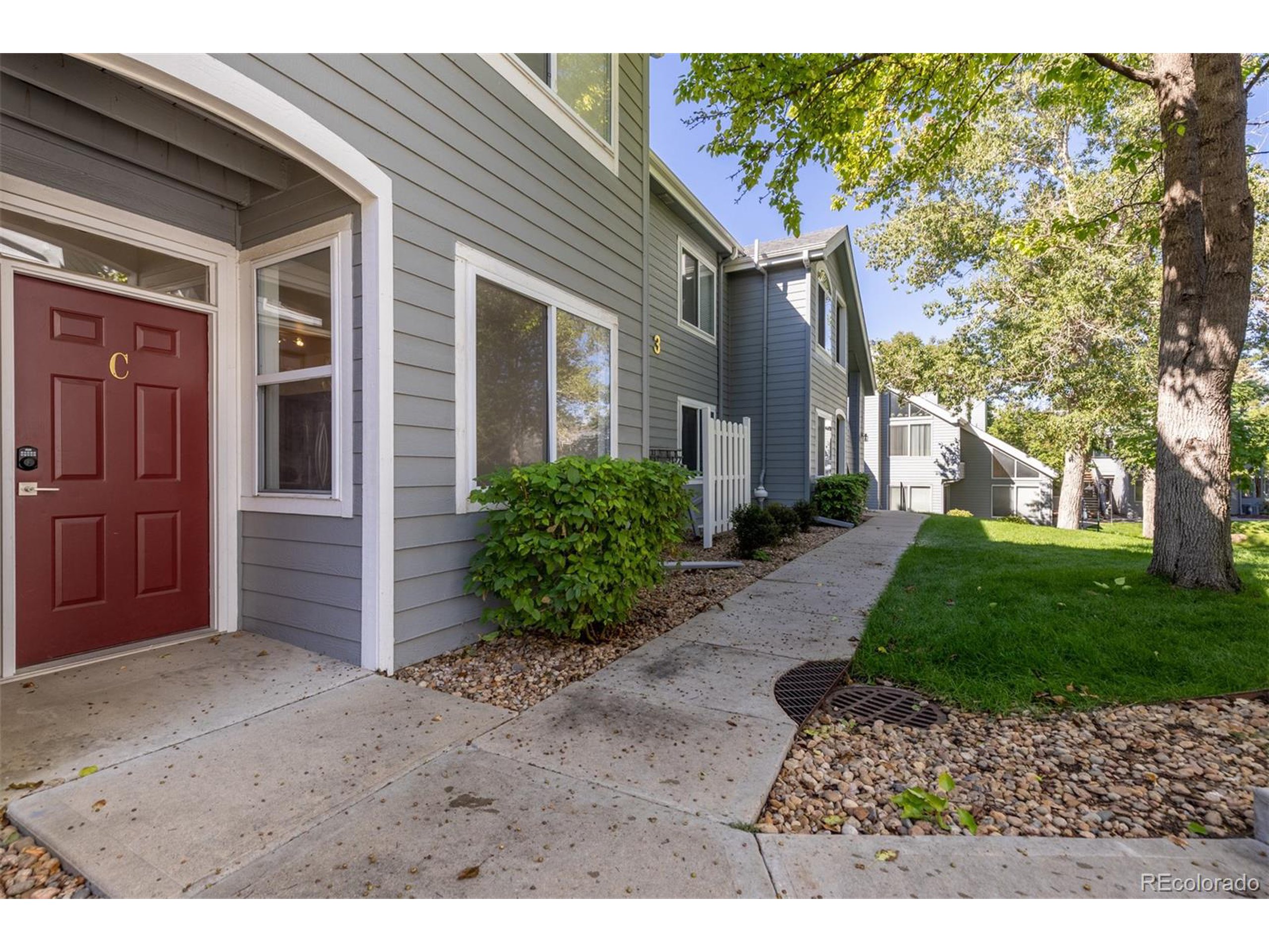 8500 E Jefferson Ave 3C