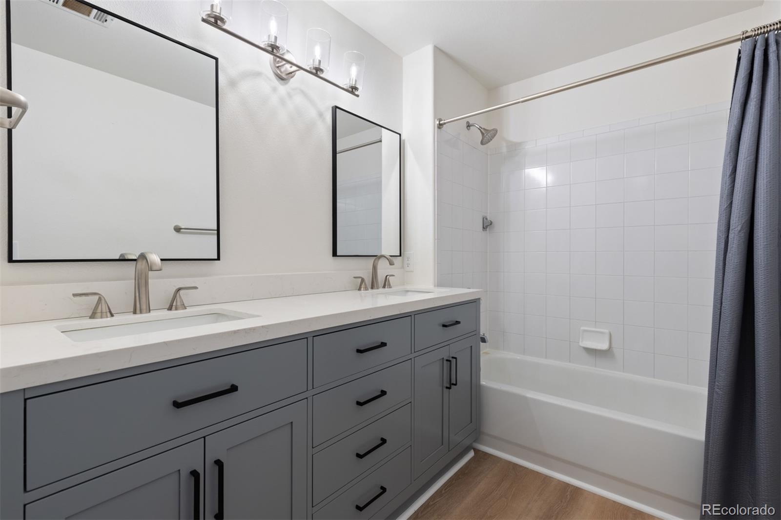 8500 E Jefferson Avenue Unit: 3C