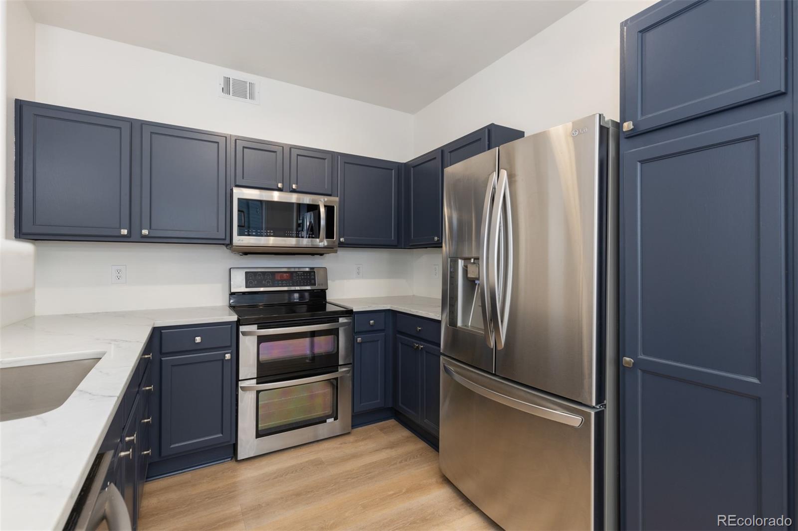 8500 E Jefferson Avenue Unit: 3C