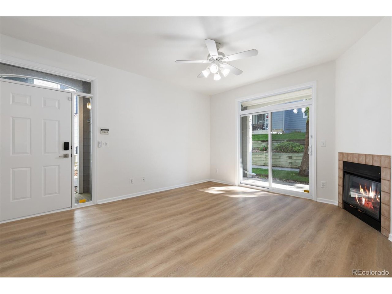 8500 E Jefferson Ave 3C