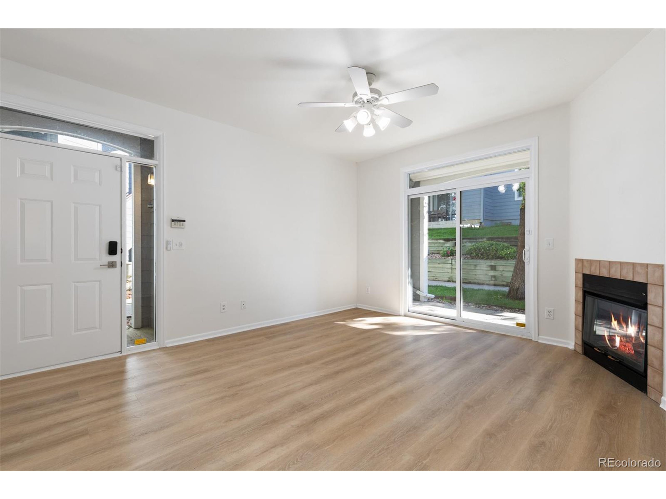 8500 E Jefferson Ave 3C