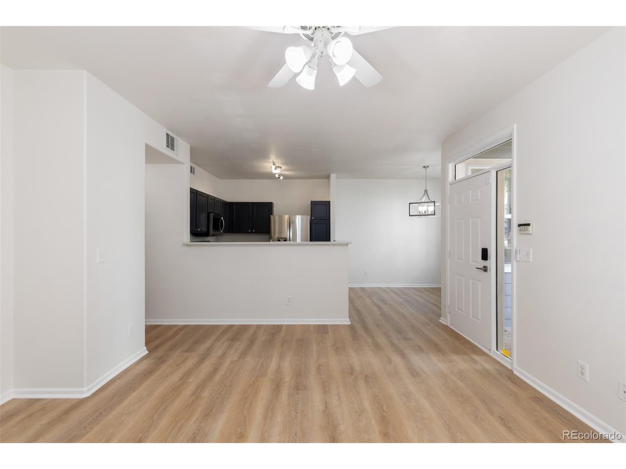 8500 E Jefferson Ave 3C