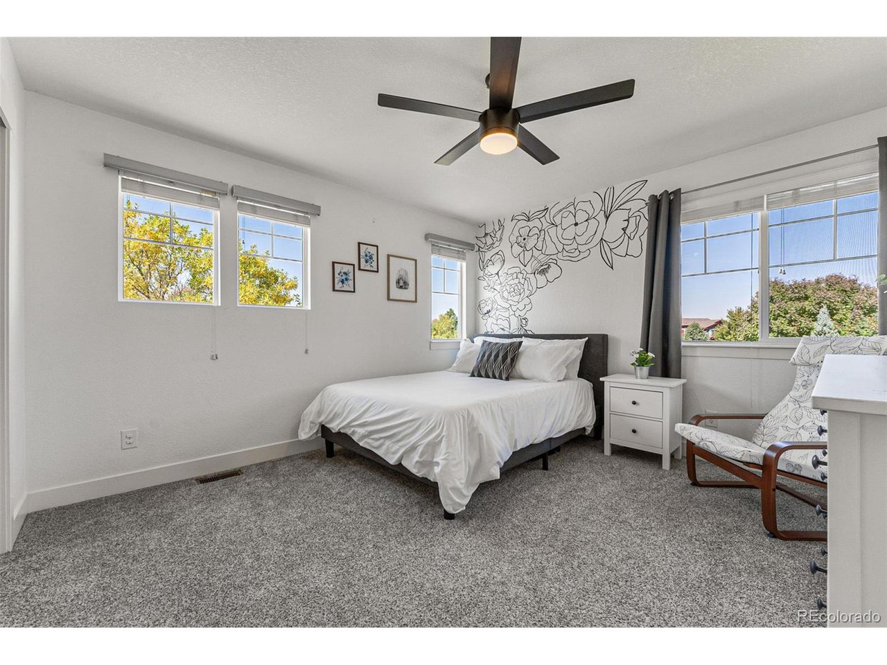 2326 Dogwood Dr