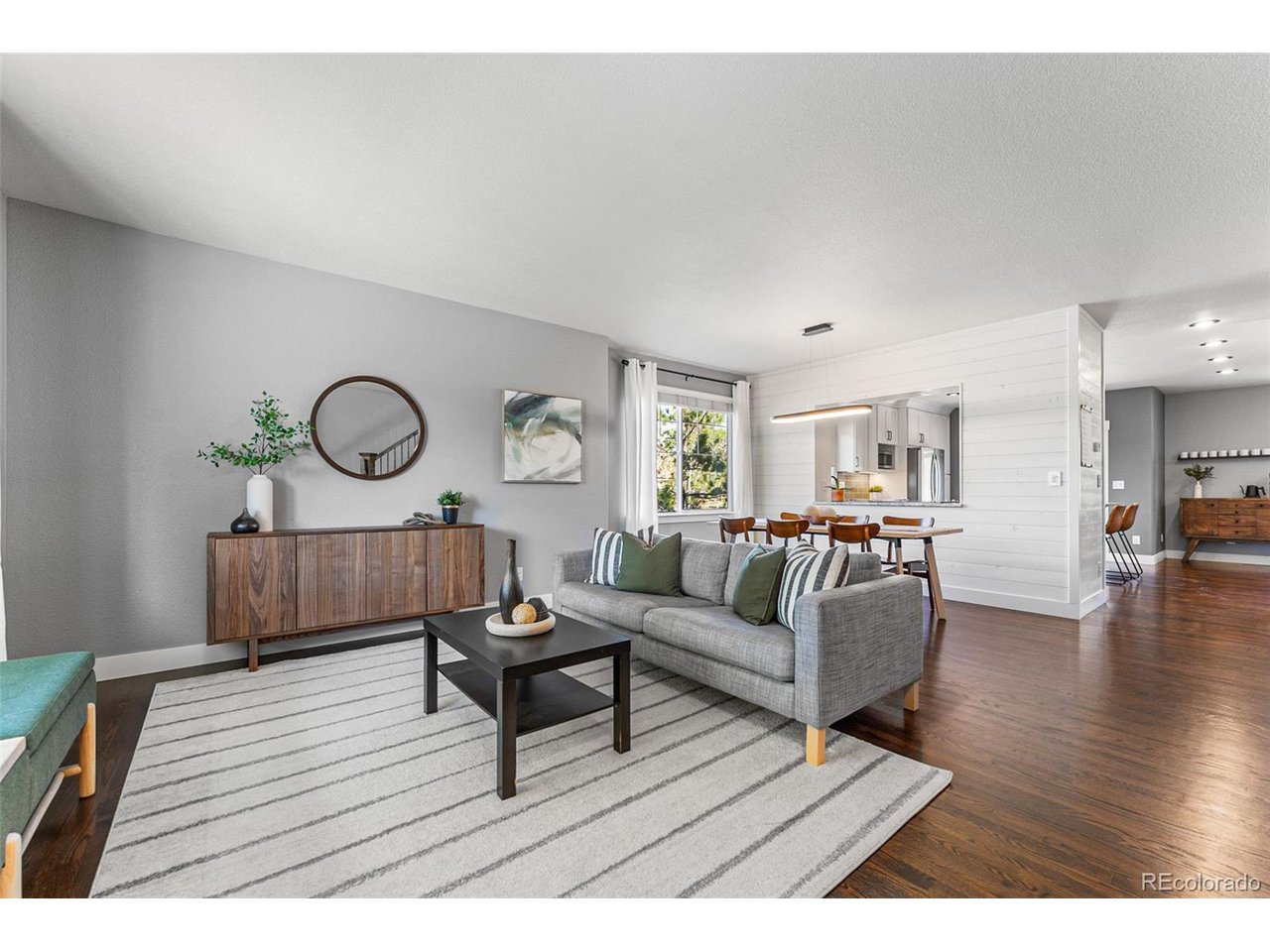 2326 Dogwood Dr