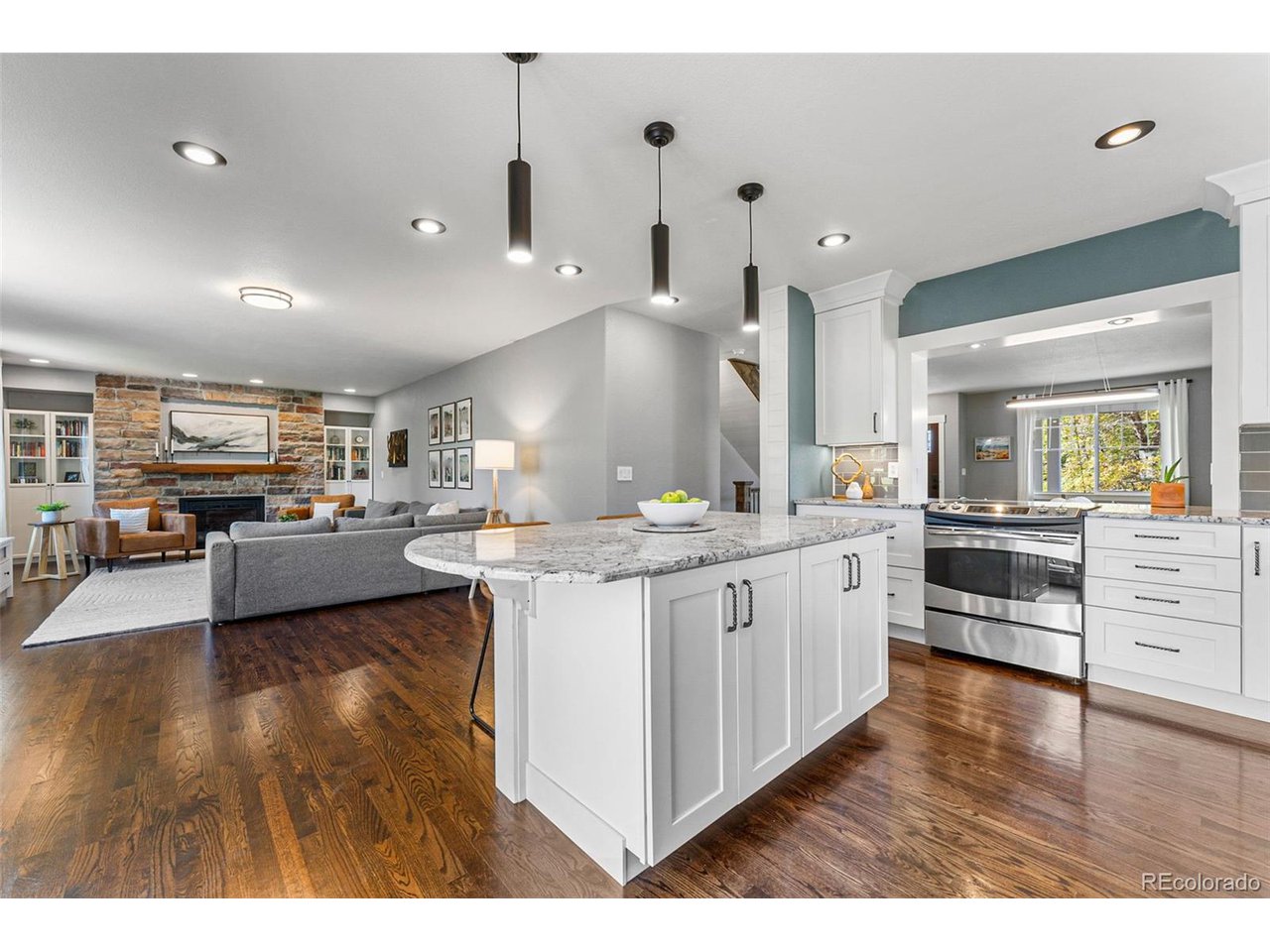 2326 Dogwood Dr
