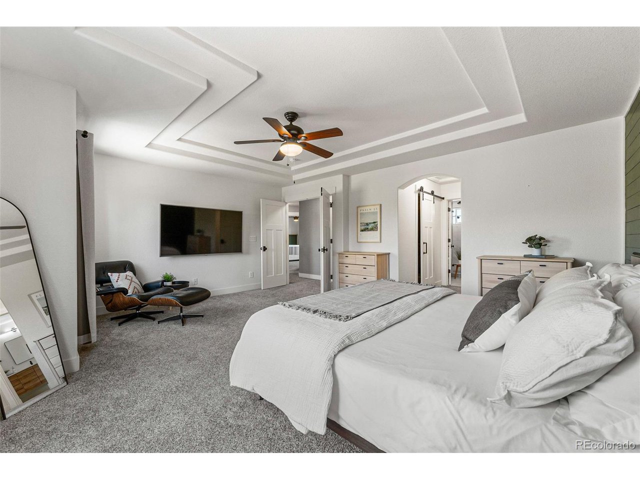 2326 Dogwood Dr