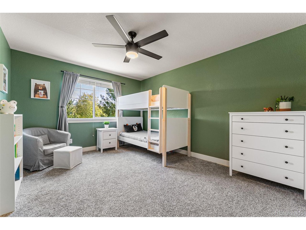 2326 Dogwood Dr