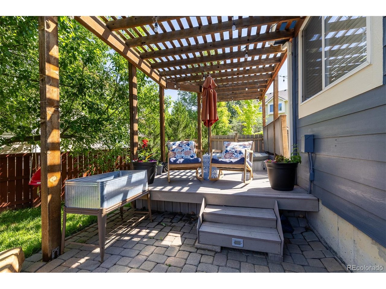 2251 Dogwood Dr