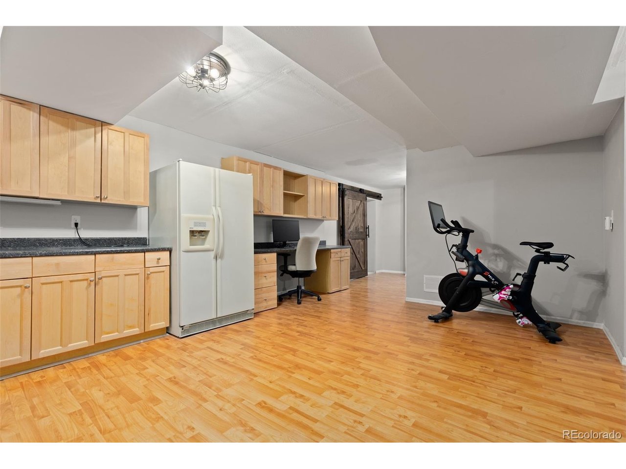 2251 Dogwood Dr
