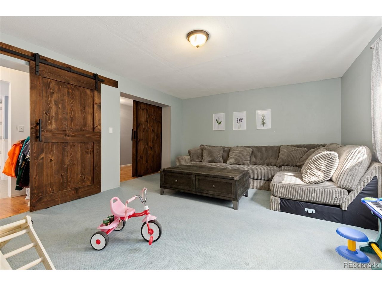 2251 Dogwood Dr