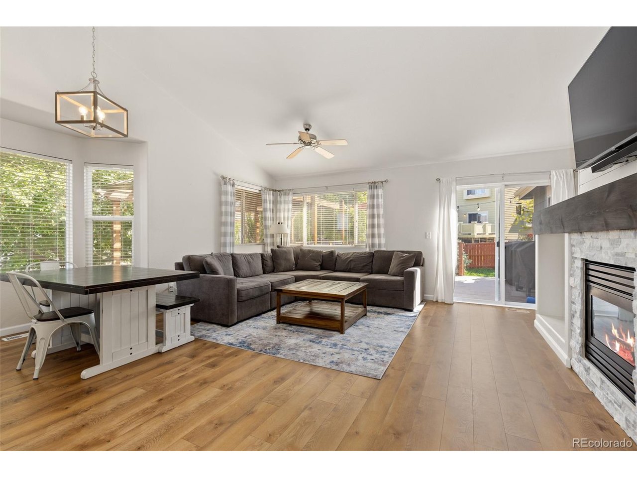 2251 Dogwood Dr